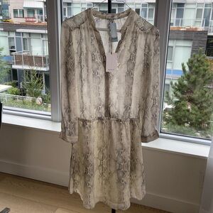 Aritzia Babaton 100% silk dress.